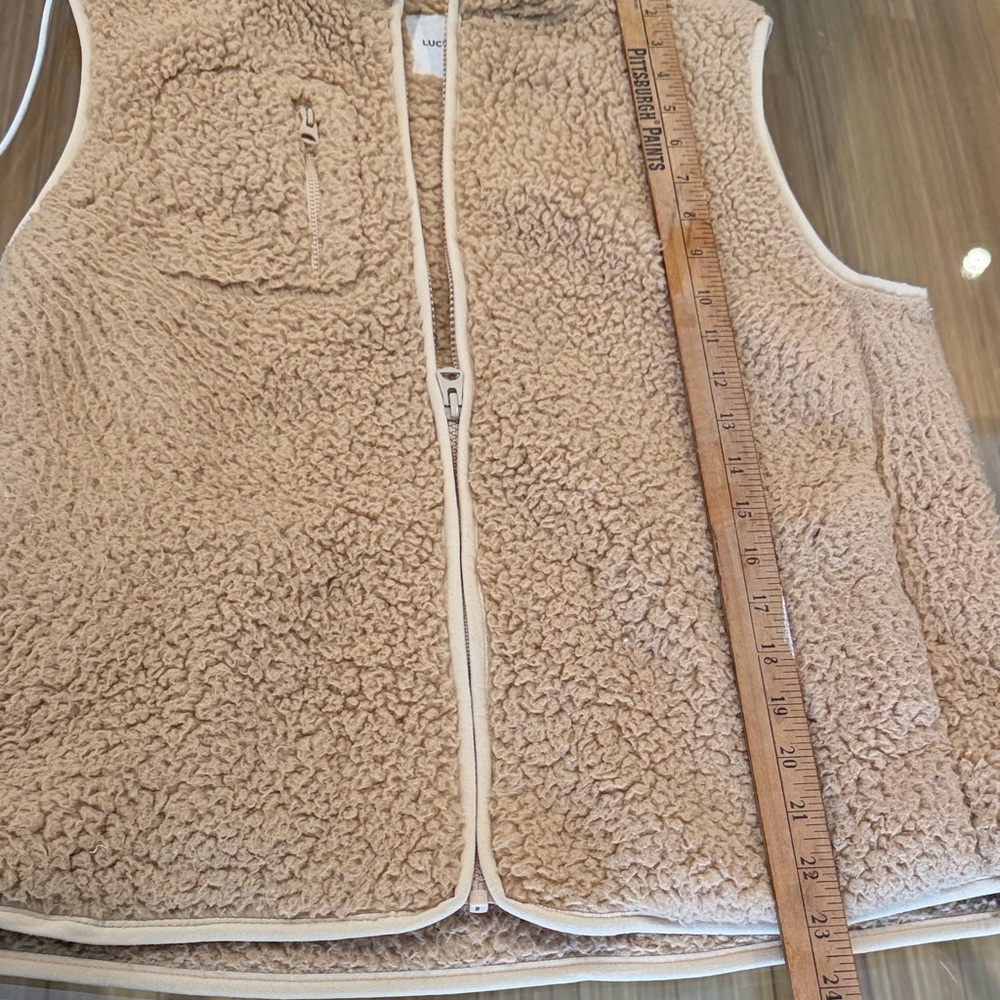 Lucky Brand Tan Sherpa Vest - Picture 5 of 8